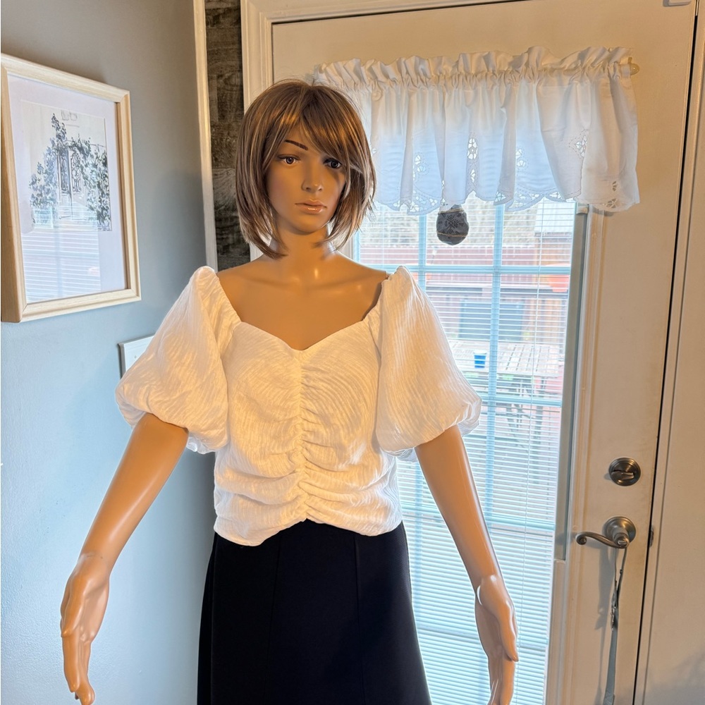 Versona Shirt SZ MED NWT